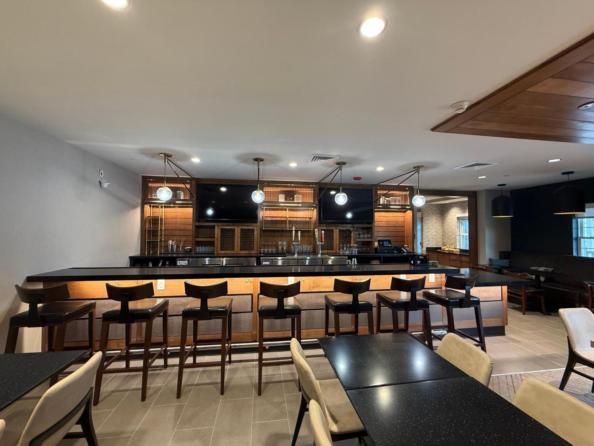 Four Points By Sheraton Manchester Airport 3* Bedford