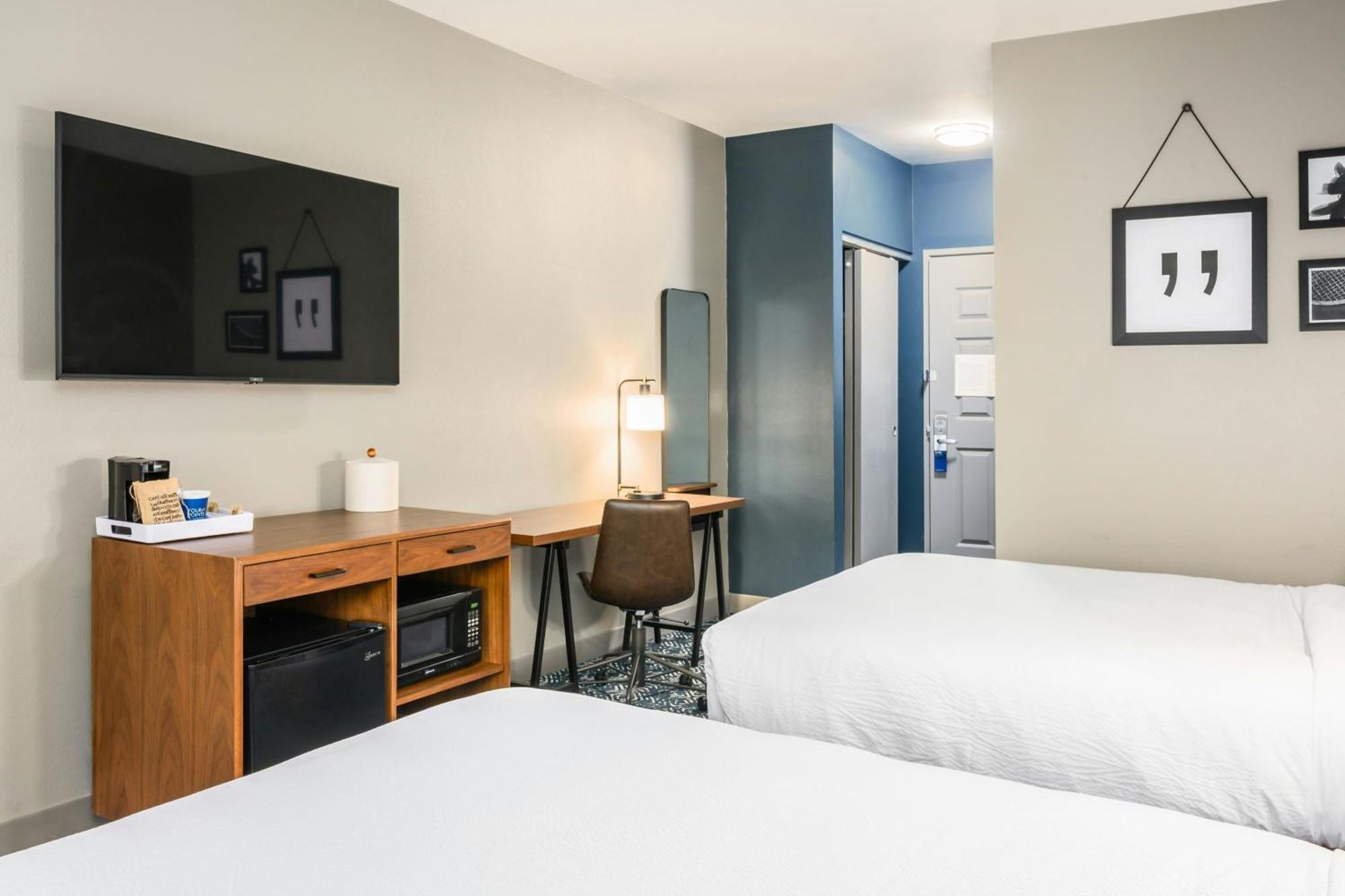 Hotel Four Points By Sheraton Manchester Airport 3*